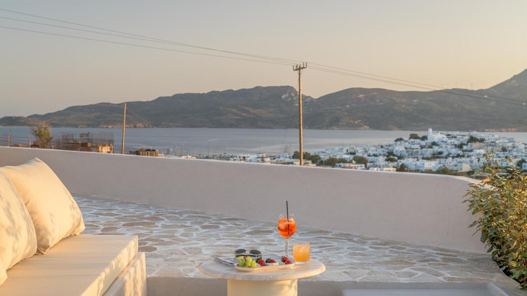 Solus Suites Milos Adamantas  Buitenkant foto