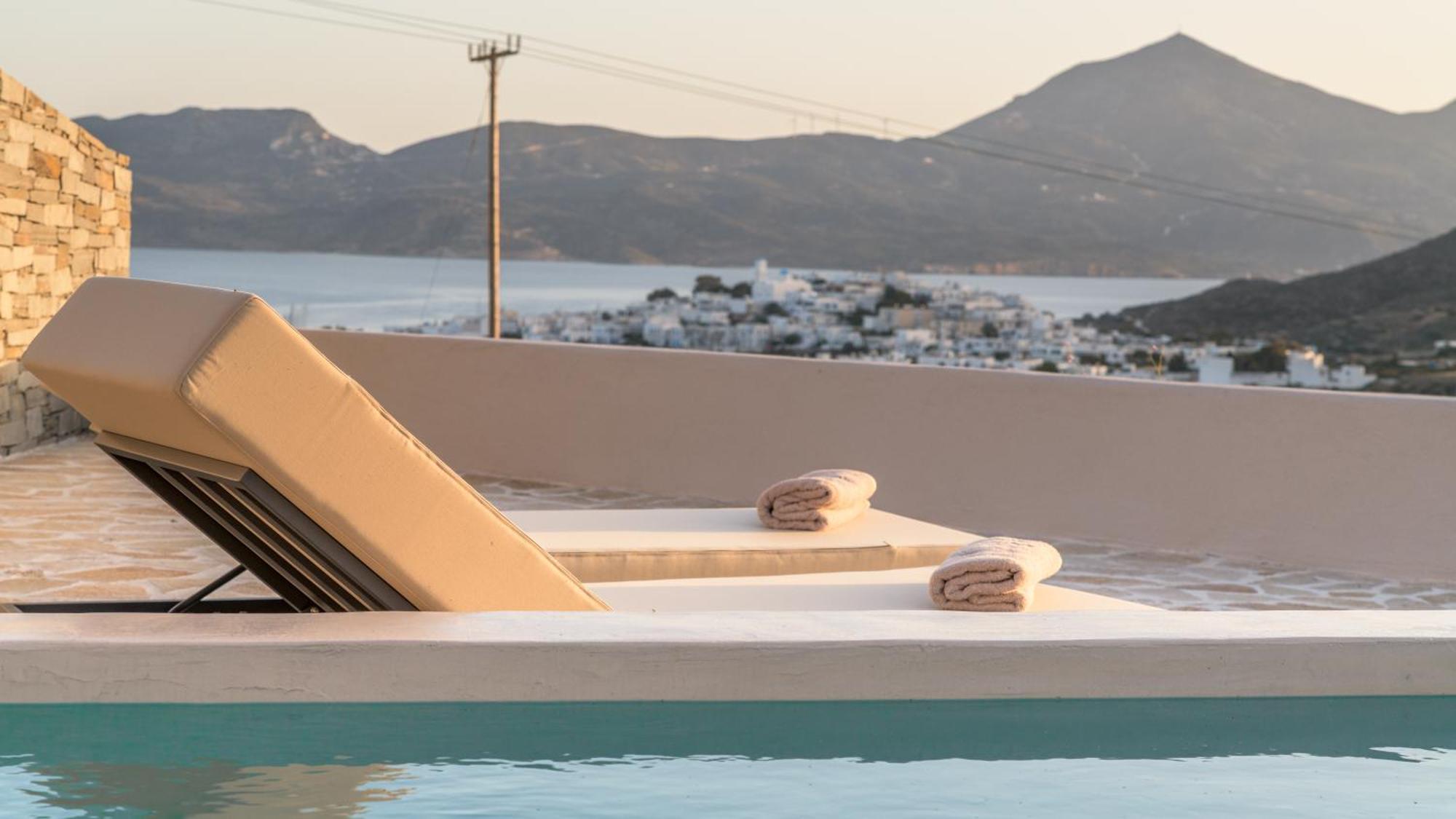 Solus Suites Milos Adamantas  Buitenkant foto